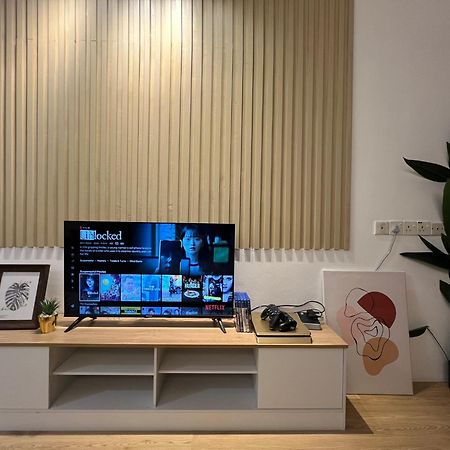 Villa Demuji 4Br 10Pax 3Min To Ecm Kcm, Ps4 Kuantan Exterior foto
